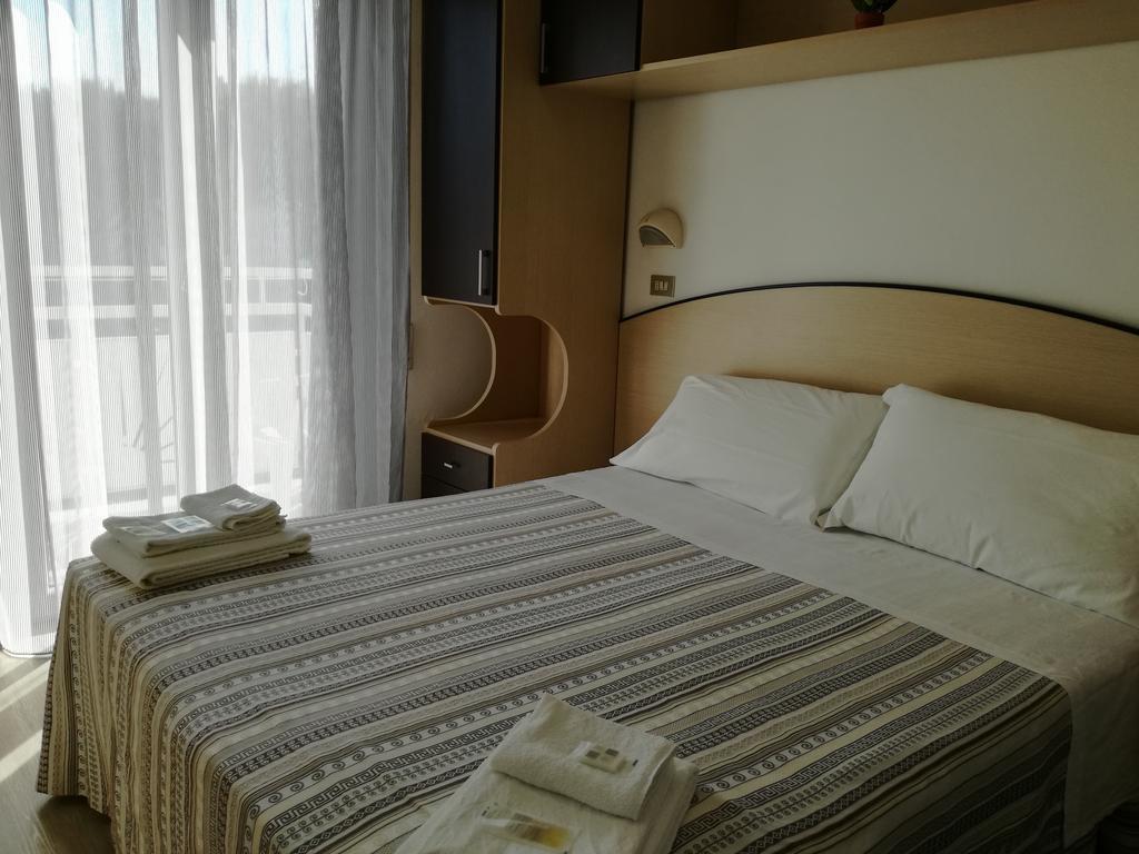 B&B Hotel Serenita Bellaria-Igea Marina Eksteriør billede